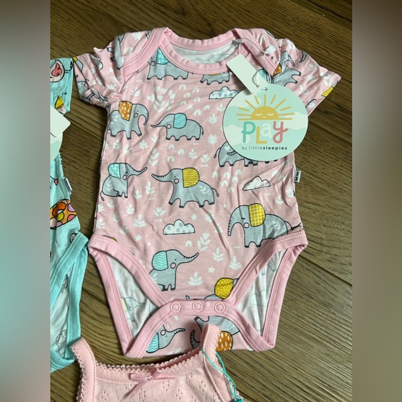 Little Sleepies & Posh Peanut onesies! - Picture 4 of 6